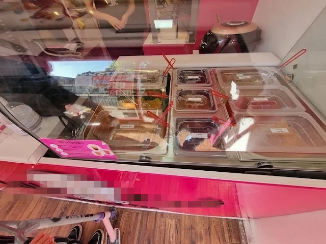 Buy a Bubble Tea Shop in West London For Sale
