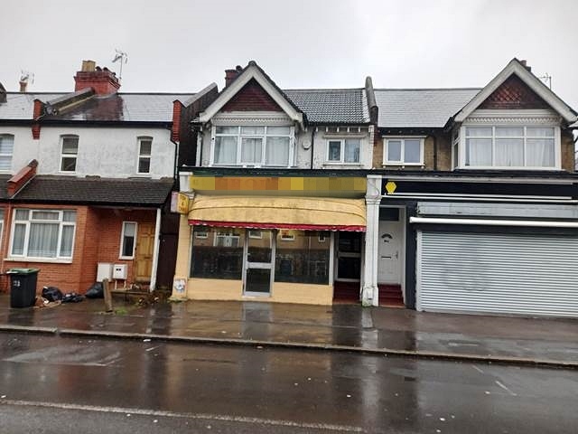 Closed FREEHOLD Chinese Takeaway in Surrey For Sale