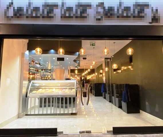 Pizza Restaurant and Dessert Parlour in West London For Sale