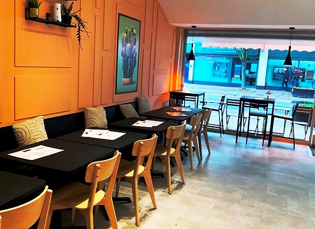 Brunch Dessert Parlour in Essex For Sale for Sale