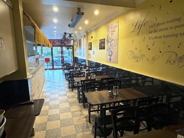 Buy a Well Presented Indian Restaurant in Surrey For Sale