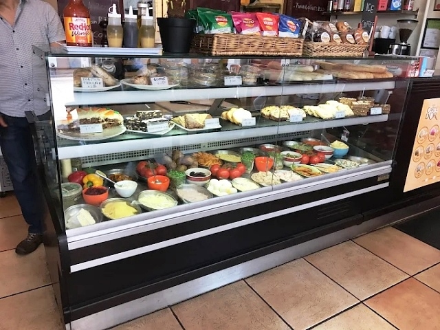 Café in Surrey For Sale for Sale