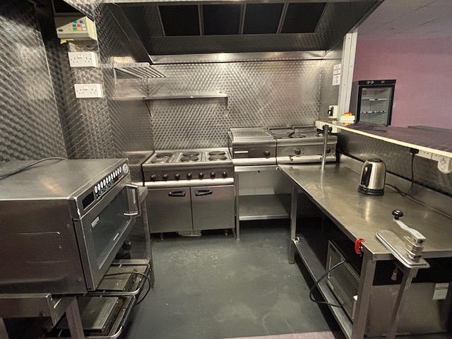 Cafe and Large Training Kitchen in South London For Sale for Sale