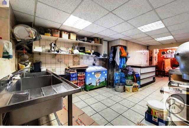 Kebab and Chicken Shop in Surrey For Sale for Sale