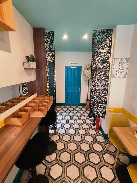 Artisan Coffee Shop and Cafe in South London For Sale for Sale