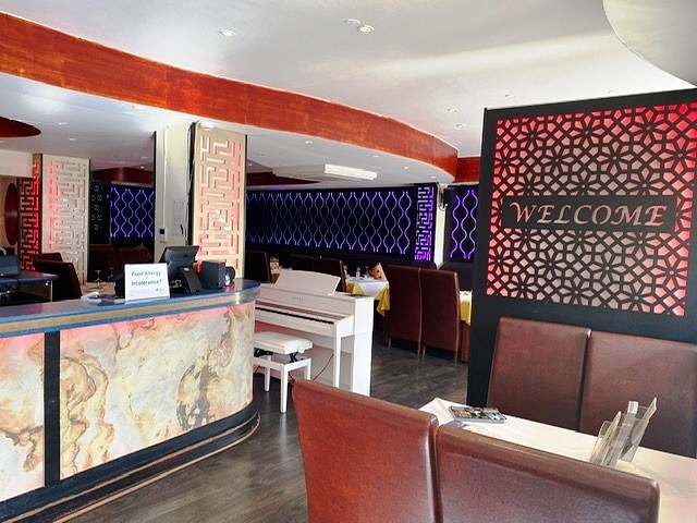 Fine Dining Indian Restaurant in Hertfordshire For Sale for Sale