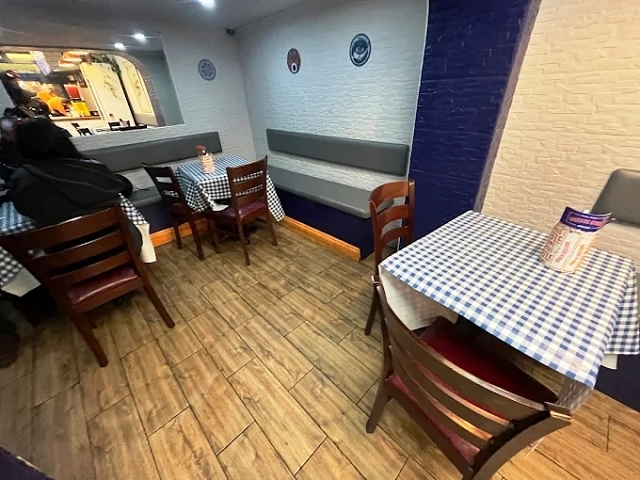 Extremely Busy Greek Restaurant in North London For Sale