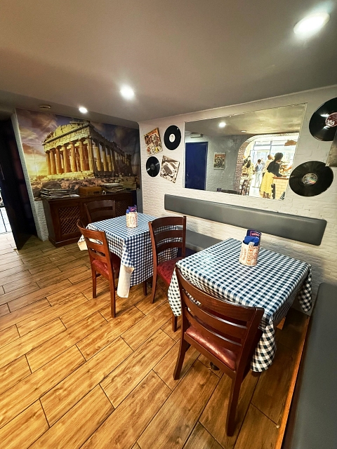 Extremely Busy Greek Restaurant in North London For Sale for Sale