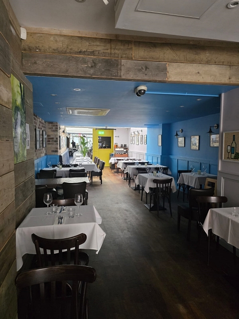 Lincesed Italian Restaurant in South London For Sale for Sale