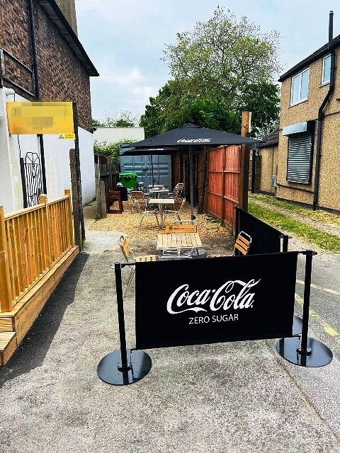 Licenced Cafe Restaurant in Surrey For Sale for Sale