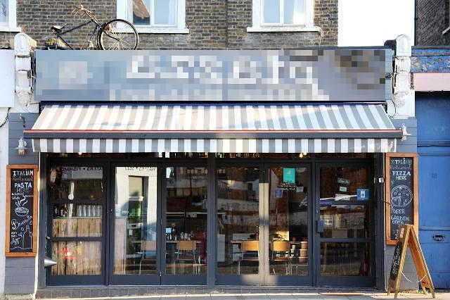 Italian Restaurant and takeaway with Off Licence in South London For Sale