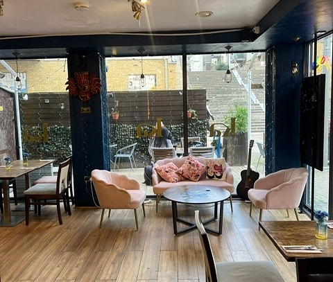 Restaurant and Bar in East Sussex For Sale for Sale