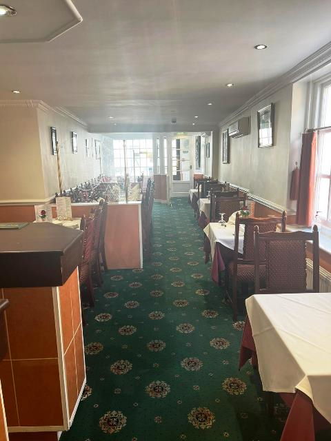 Renowned Licensed Indian Restaurant in Surrey For Sale for Sale