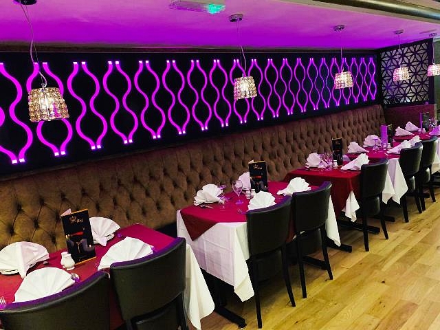 Buy a Luxurious Indian Restaurant in Middlesex For Sale