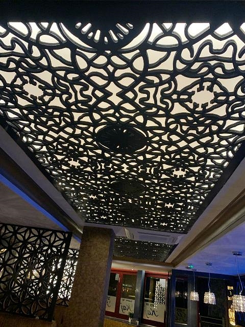 Luxurious Indian Restaurant in Middlesex For Sale for Sale