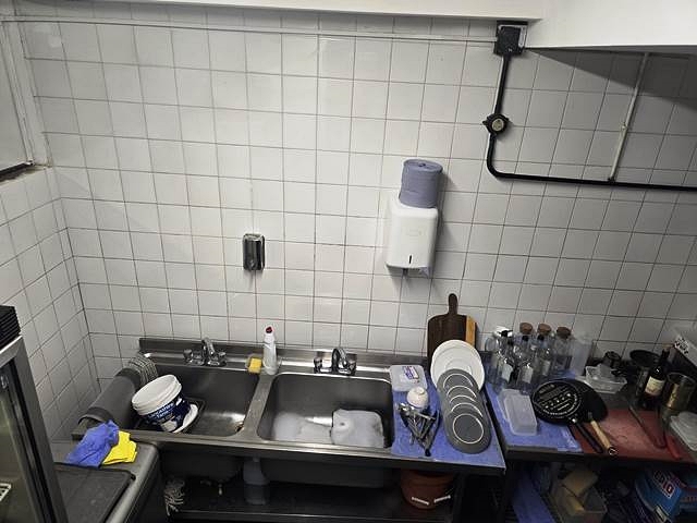 Licensed Turkish Restaurant in Berkshire For Sale for Sale