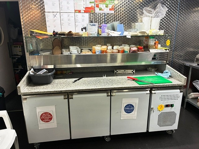 Bubble Tea and Pizza Takeaway in Surrey For Sale