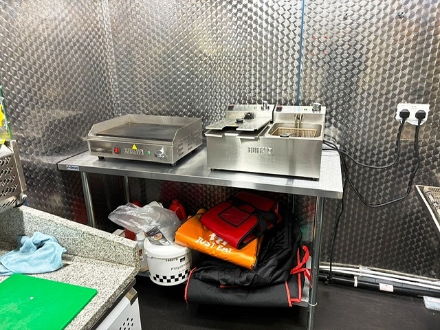 Bubble Tea and Pizza Takeaway in Surrey For Sale for Sale