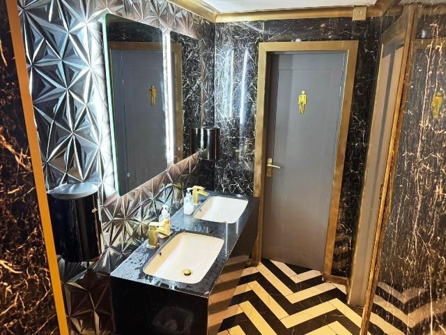 Halal Turkish Restaurant in North London For Sale for Sale