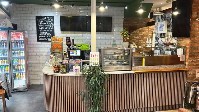 Licensed Seafood Restaurant in South London For Sale