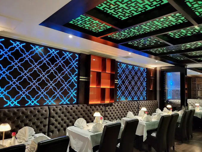 Ultra Modern Indian Restaurant in Bedfordshire For Sale