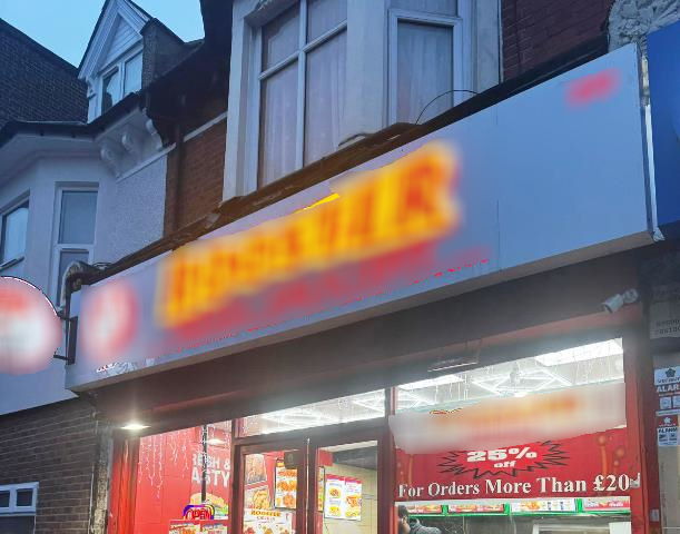 Chicken Shop with adjoining Convenience Store in South London For Sale