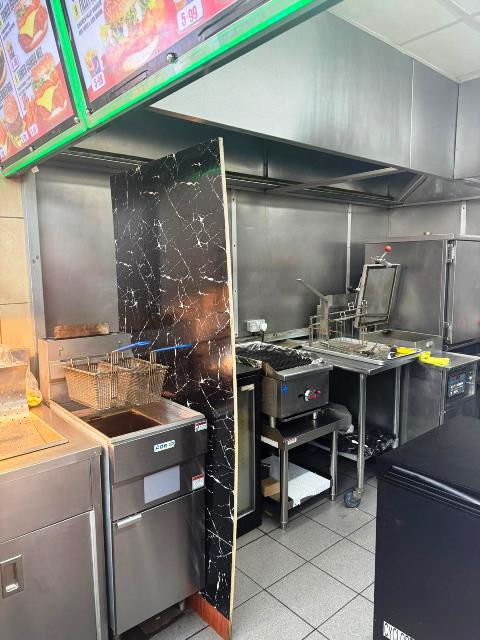 Sell a Chicken Shop with adjoining Convenience Store in South London For Sale