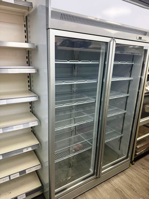 Chicken Shop with adjoining Convenience Store in South London For Sale for Sale