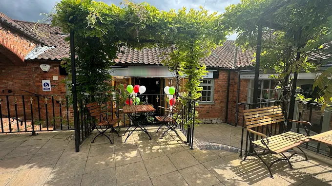 Attractive Italian Restaurant in Lincolnshire For Sale