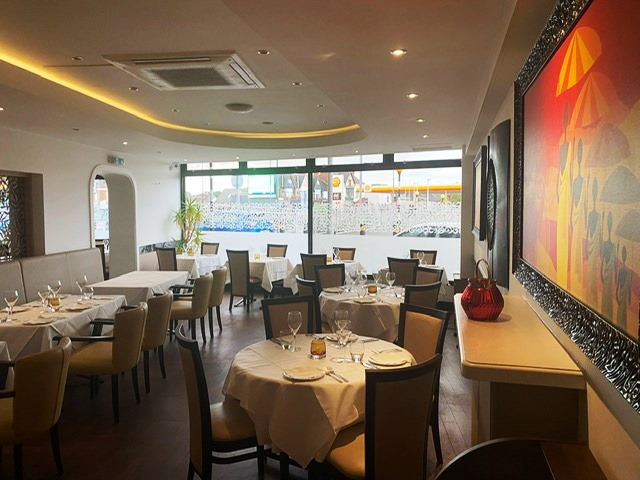 Indian Restaurant & Bar in Surrey For Sale for Sale
