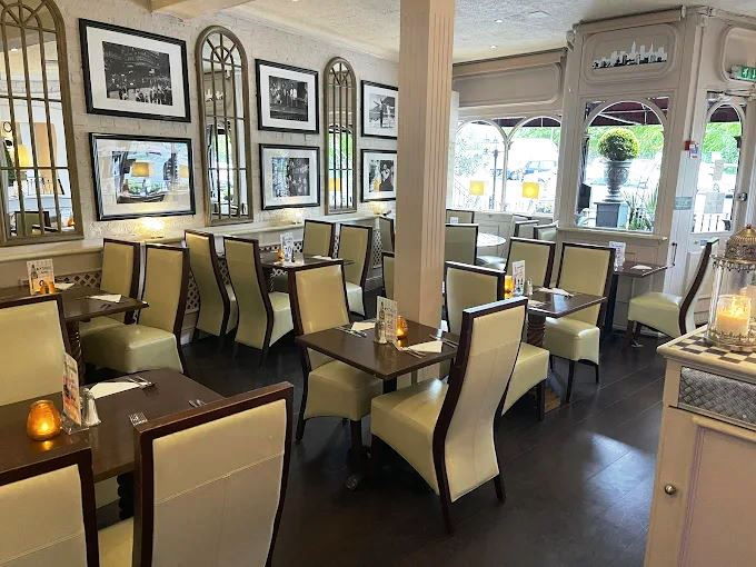 Exceptional Restaurant with Late License in Kent For Sale