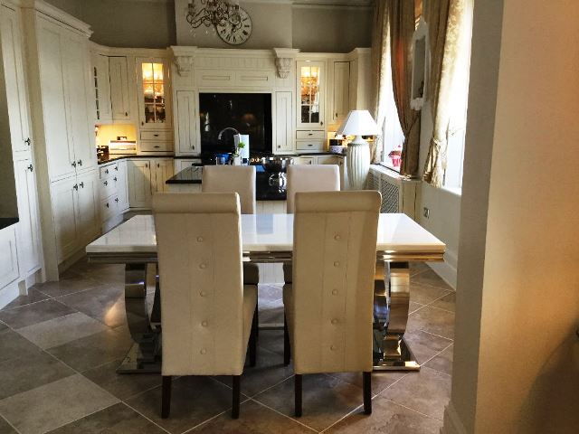 Exceptional Restaurant with Late License in Kent For Sale for Sale