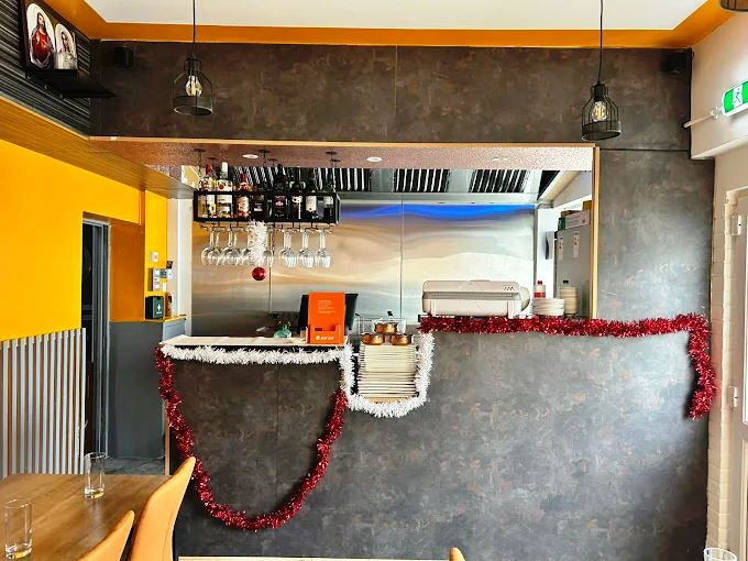 Lincesed Indian Restaurant in West Sussex For Sale