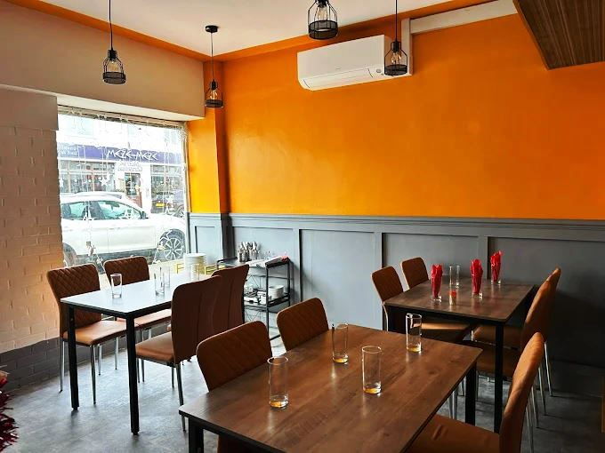 Buy a Lincesed Indian Restaurant in West Sussex For Sale