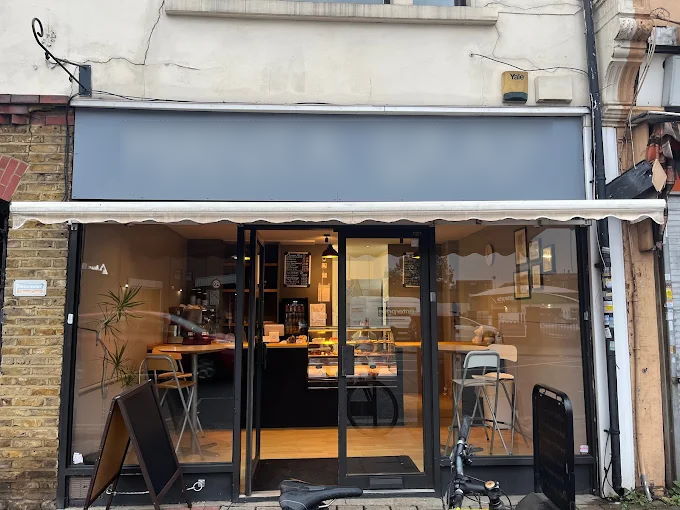 Coffee Shop plus Bakery in South London For Sale