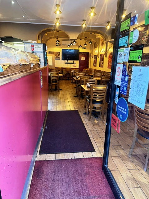 Well Established Café in Middlesex For Sale