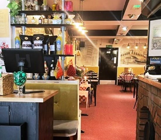 Italian Licensed Restaurant with Court Yard in Wiltshire For Sale for Sale