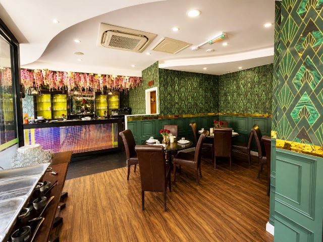 Sell a Turnkey Licensed Restaurant in Surrey For Sale