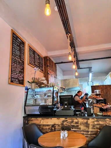 Buy a Most Attractive Cafe in Surrey For Sale