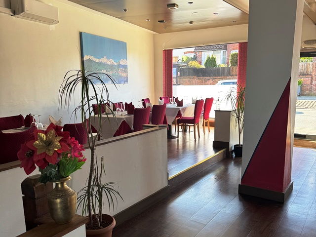 Sell a Licensed Indian Restaurant in Warwickshire For Sale