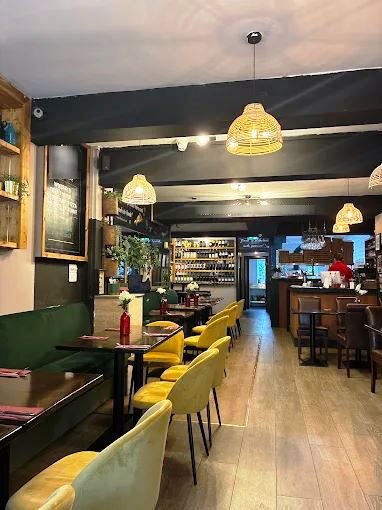 Licensed Italian Wood Fired Pizza Restaurant in Dorset For Sale