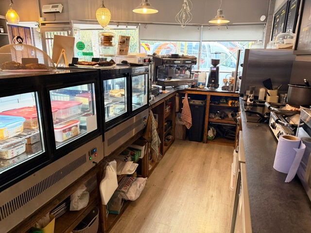 Café in Surrey For Sale for Sale