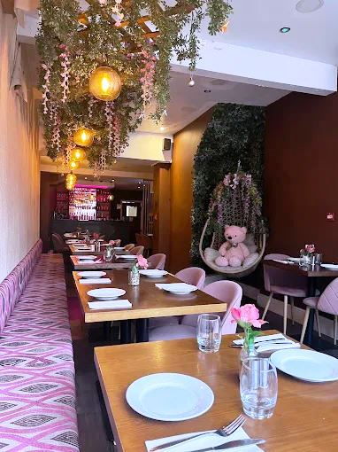 Indian Restaurant & Takeaway in East London For Sale