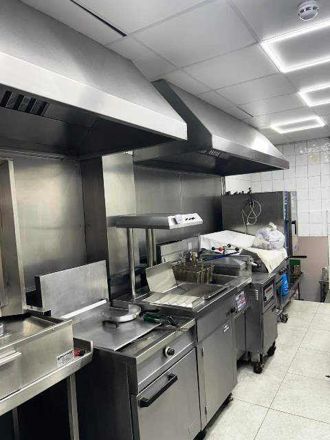 Fast Food Takeaway (specialising in fish, kebabs and chicken) in South London For Sale