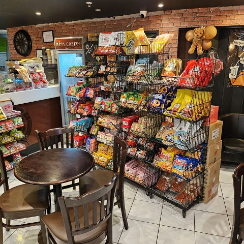 Sell a Modern Coffee and Bubble Tea Shop in Derbyshire For Sale
