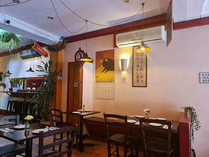 Licensed Taoas Bar in South London For Sale