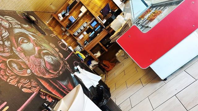 Sell a Lucrative Fast Food Restaurant in Middlesex For Sale