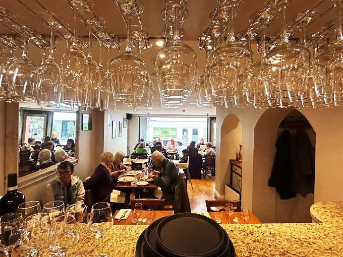 Buy a Licensed Italian Restaurant in Surrey For Sale
