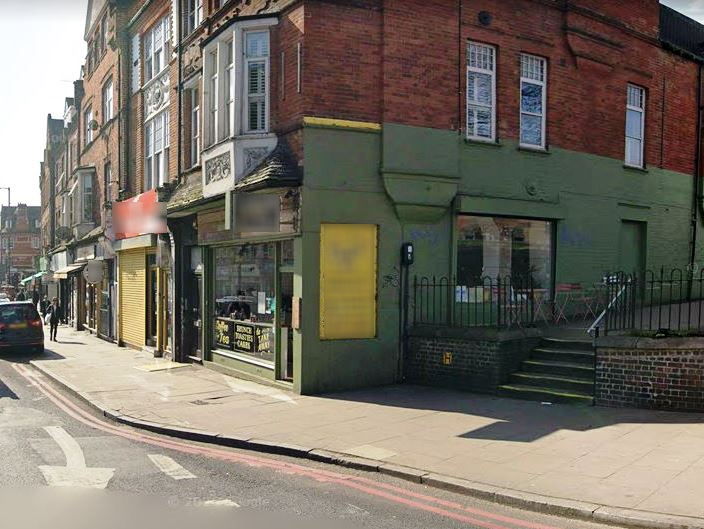 Licensed Cafe Restaurant in South London For Sale