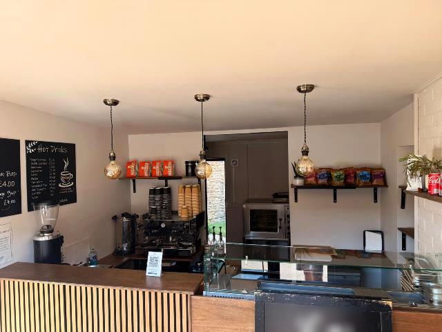 Sandwich Bar in Surrey For Sale